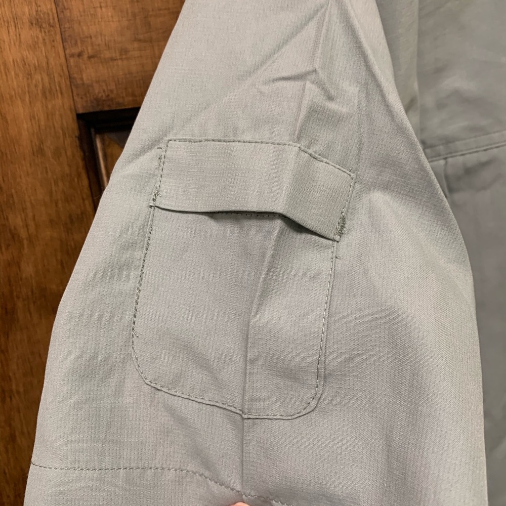 Field & Stream Button Down Shirt - Picture 7 of 8